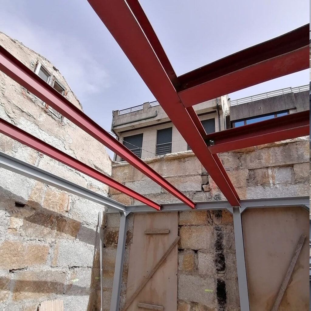 Placa de estructura metalica horizontal